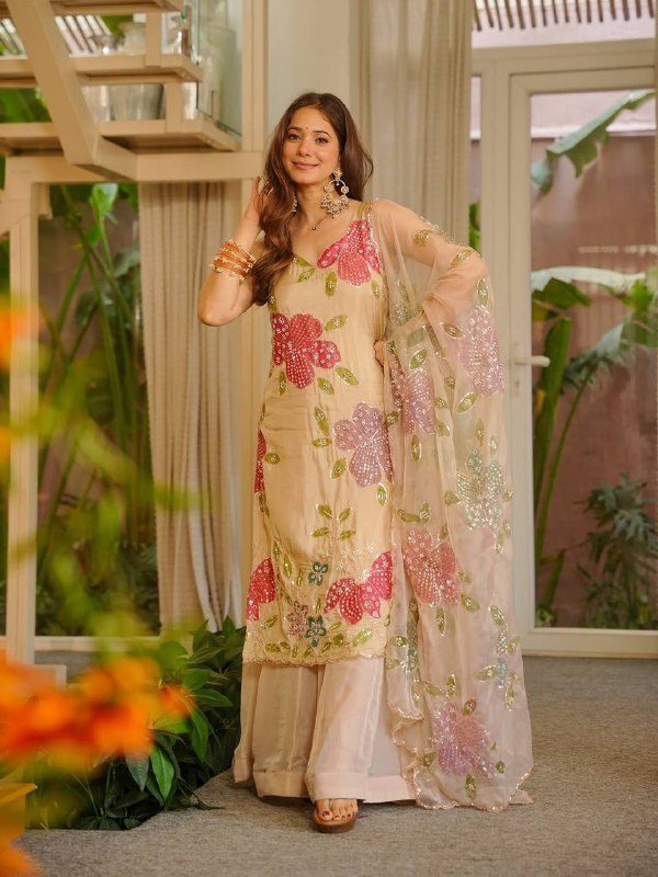 Shreeja Stylish and designer Suit with Palazzo Set