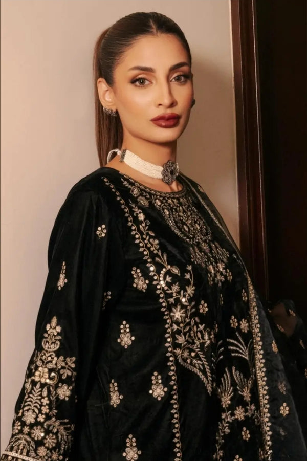 Noorika Black Royal Embroidery Anarkali Suit Set